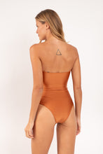 Load image into Gallery viewer, Model Back: Rio De Sol One-Piece Shimmer-Nocciola Sara-Op