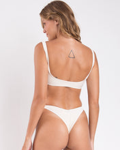 Load image into Gallery viewer, Image 05: Rio De Sol Set Set Malibu-Natural Bliss Cali