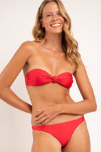Load image into Gallery viewer, Image 06: Rio De Sol Top Top Microfibra-Chic-Red Bandeau-Joy
