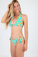 Load image into Gallery viewer, Model Front: Rio De Sol Top Top Dubai Halter-Double