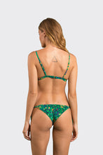 Load image into Gallery viewer, Model Back: Rio De Sol Top Top Wilds Tri-Fixo