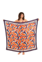 Load image into Gallery viewer, Model Front: Rio De Sol Pareo Leaves Canga