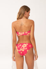 Load image into Gallery viewer, Model Back: Wednesday In Hawaii By Rio De Sol Set Set Pua-Guava Lani Waikiki
