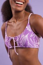 Load image into Gallery viewer, Image 09: Rio De Sol Set Set Trail-Purple Tank-Tie Essential-Comfy
