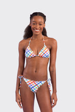 Load image into Gallery viewer, Model Front: Rio De Sol Bottom Bottom Square Frufru-Fio
