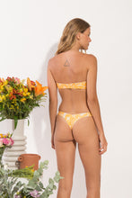Load image into Gallery viewer, Model Back: Rio De Sol Bottom Bottom Sunny-Forest Nice-Fio
