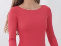 Load and play video in Gallery viewer, Video: Wednesday In Hawaii By Rio De Sol One-Piece Hibiscus Surf
