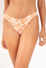 Load image into Gallery viewer, Gallery: Rio De Sol Bottom Bottom Sahari Nara
