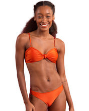 Load image into Gallery viewer, Gallery: Rio De Sol Set Set Paprica Bandeau-Joy Essential
