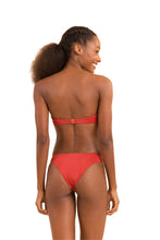 Load image into Gallery viewer, Model Back: Rio De Sol Top Top Malibu-Chili Bandeau-Duo
