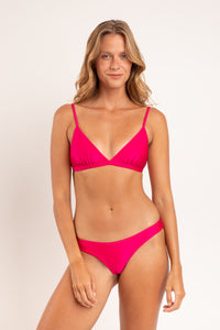 Model Front: Rio De Sol Top Top Shimmer-Olinda Tri-Fixo
